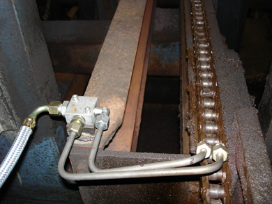 Engrase de cadenas  en placa de refrigeracin sector siderrgico
