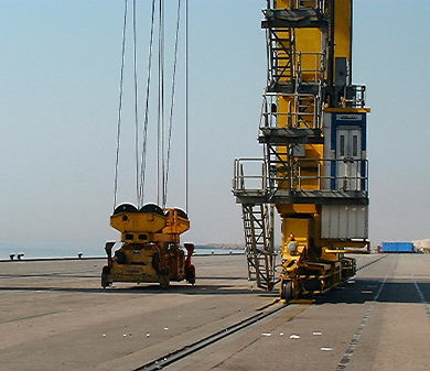 Gra portuaria donde se instal engrase centralizado