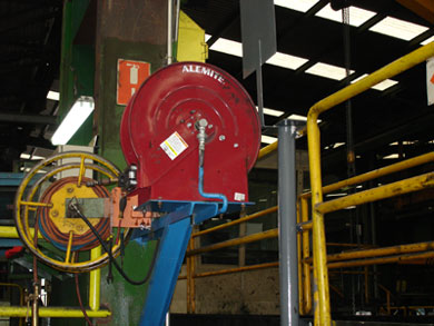 Enrollador de alta capacidad Alemite instalado en planta siderúrgica